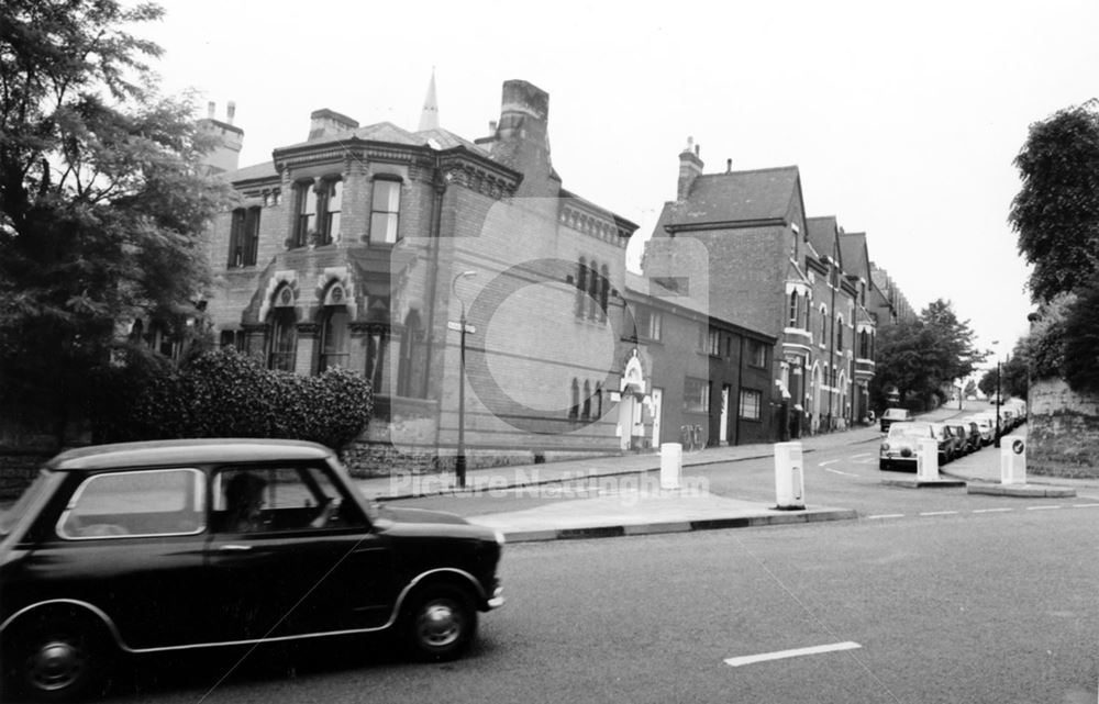 Burns Street, Waverley Street