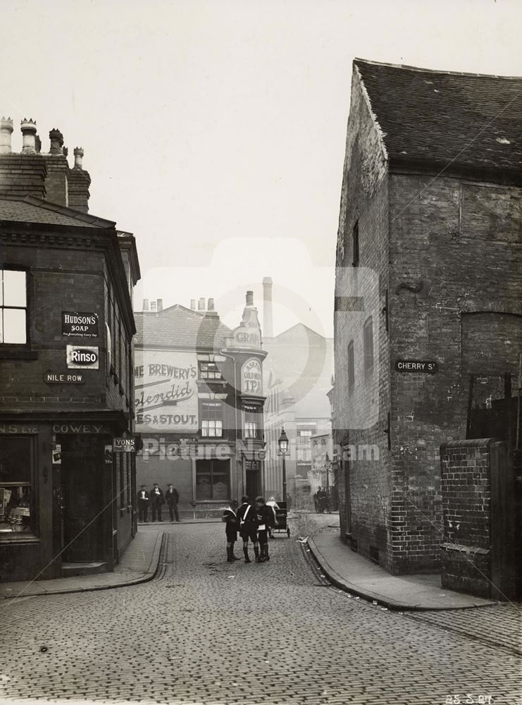 Cross Street looking towards Platt Street.