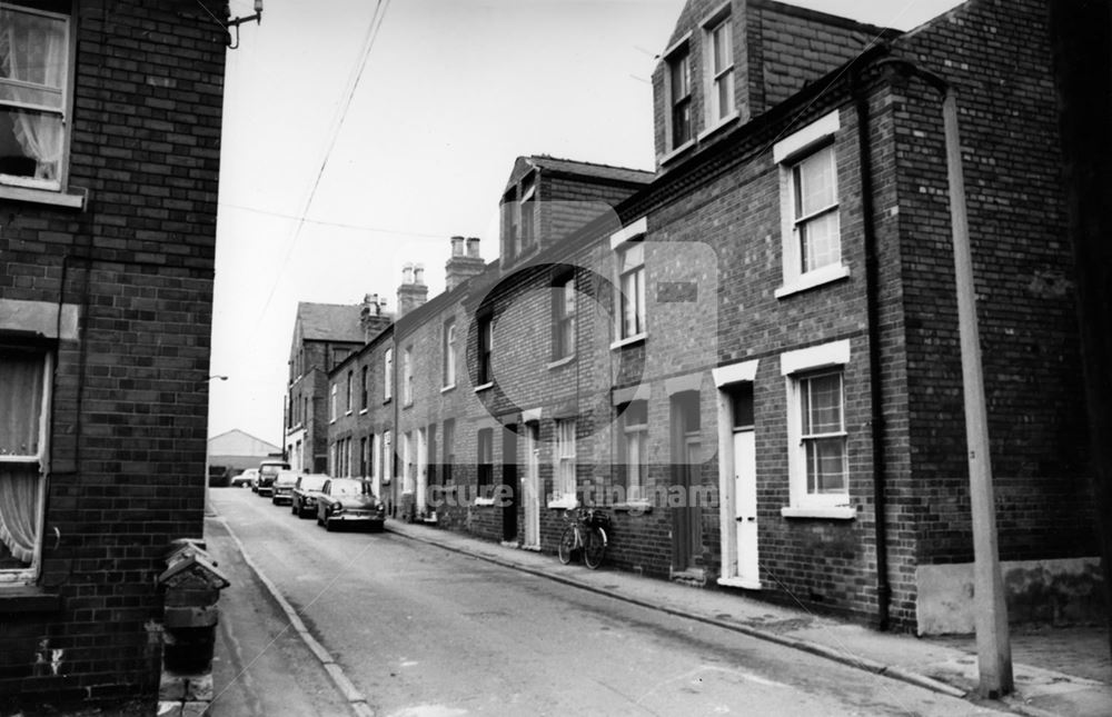 Eaton Street looking north towards Woodborough Road