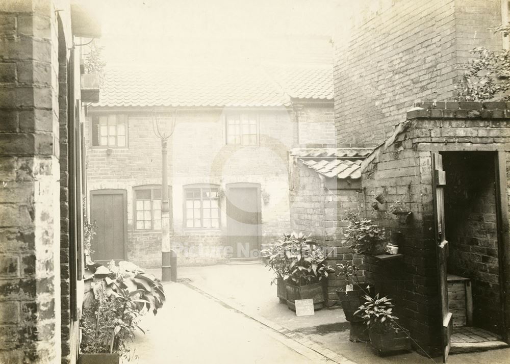 Smith's Yard