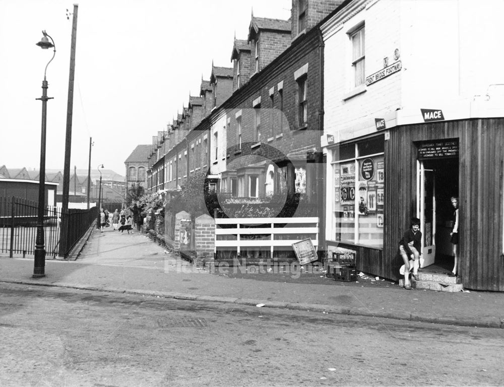 Trent Bridge Footway