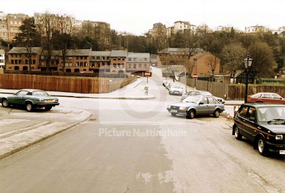 Tunnel Road