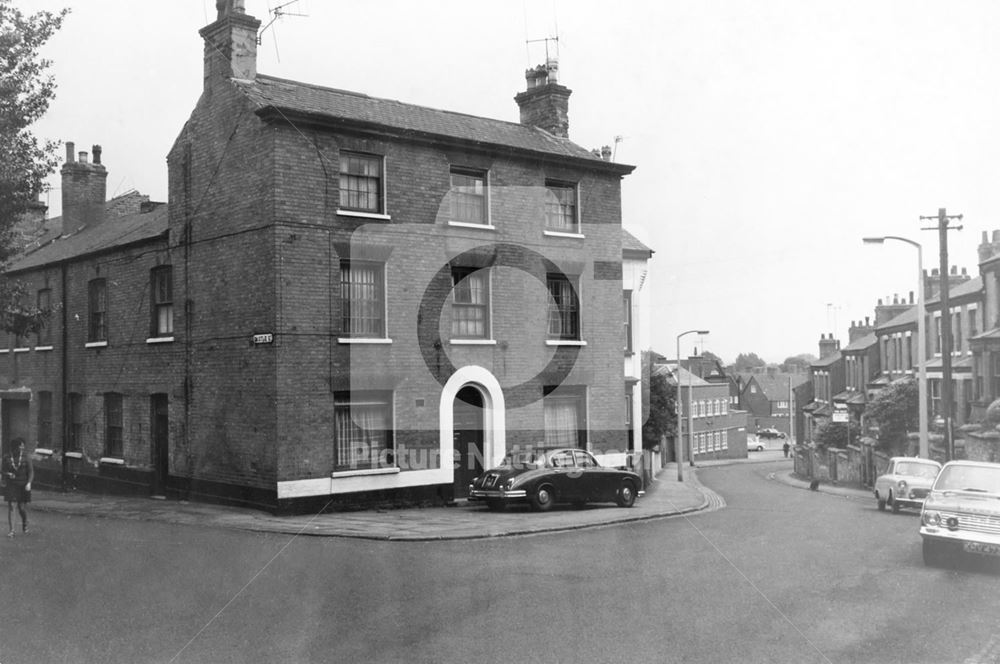 Sneinton Hollows, The Old Wrestlers Inn and Bendigo public houses