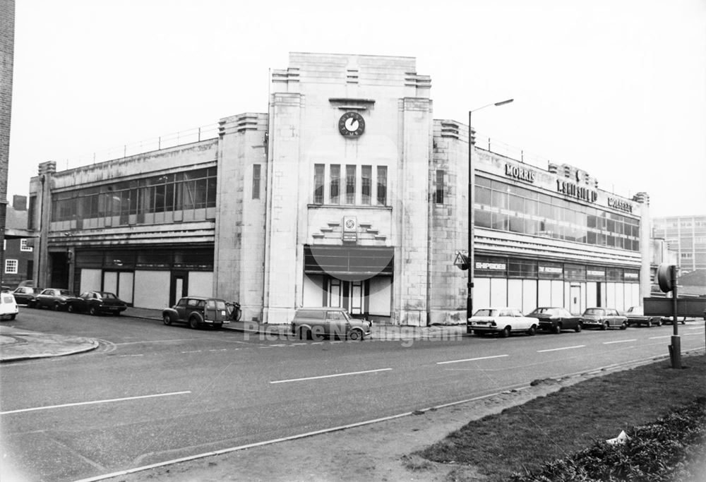 T Shipside's Ltd Garage