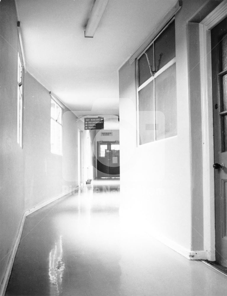 Cedars Hospital - Access corridor