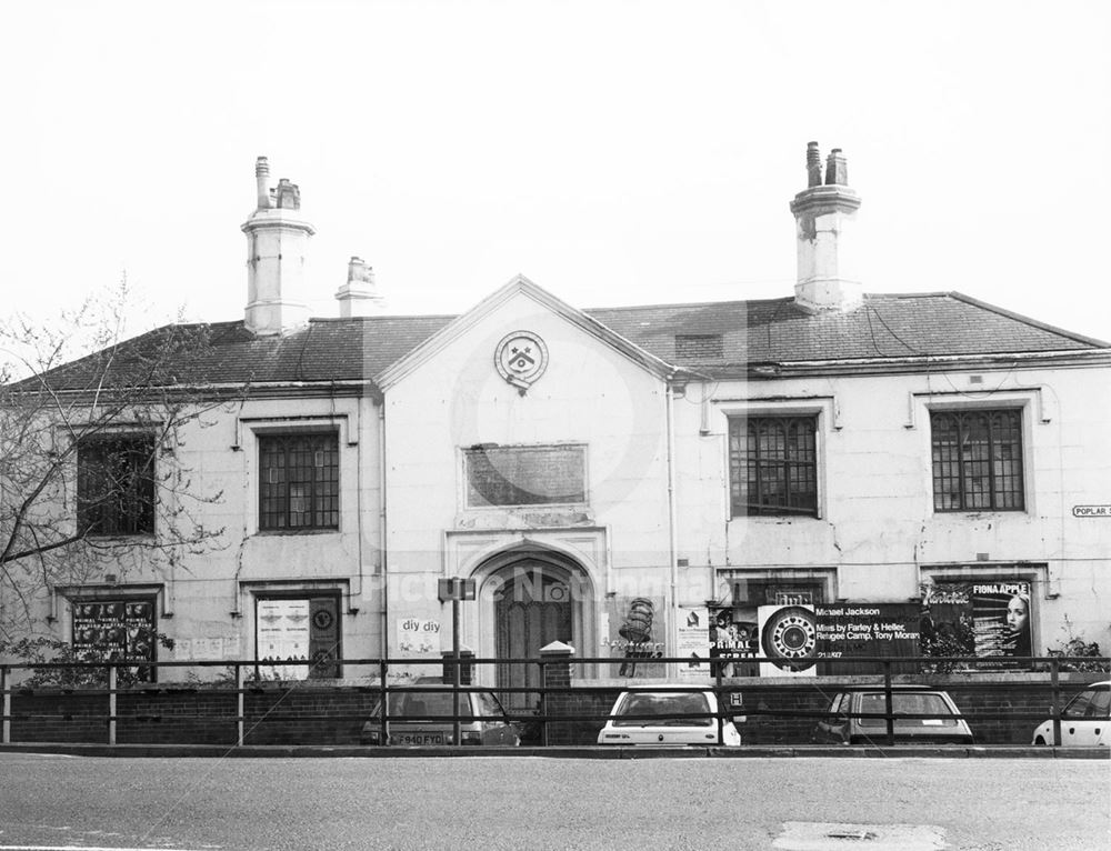 Plumptre Hospital - front entrance