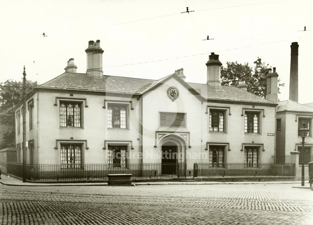 Plumptre Hospital - front entrance