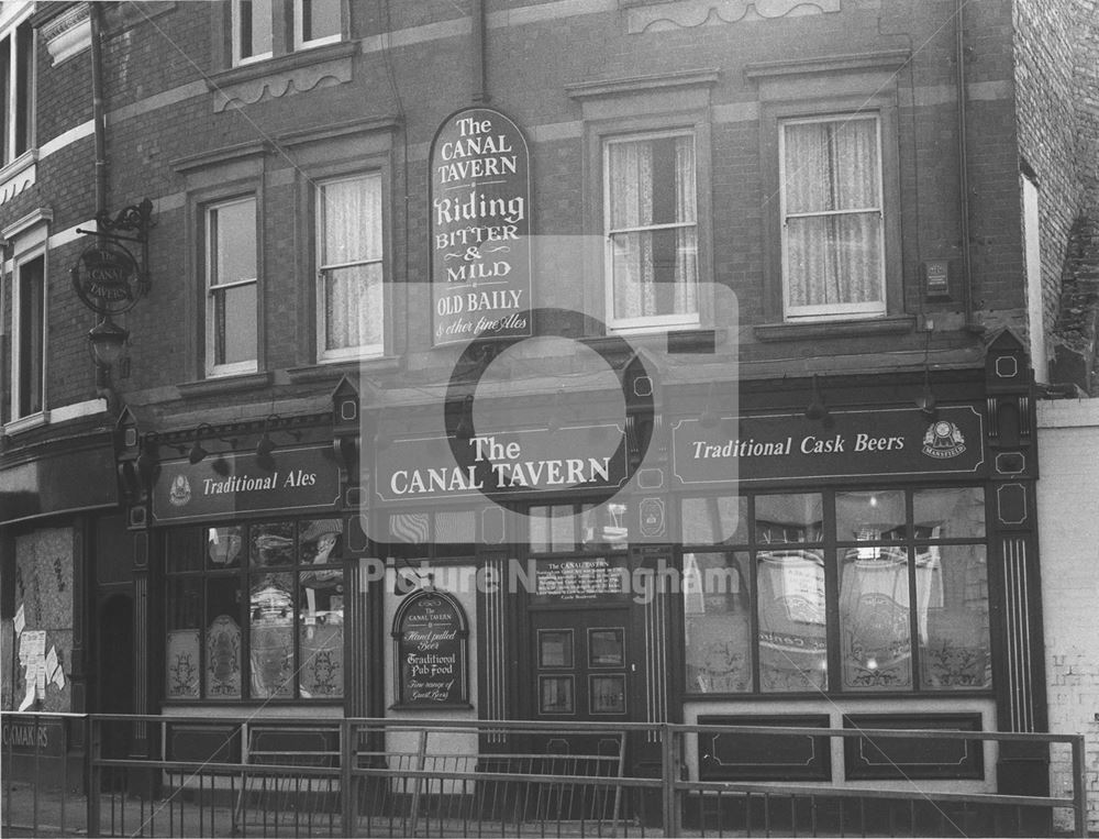 Canal Street Tavern, Canal Street