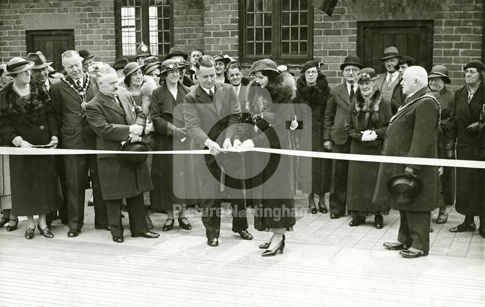 Highfields Swimming Baths, University Boulevard, 1936