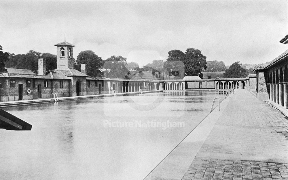 Highfields Swimming Baths, University Boulevard, c 1930