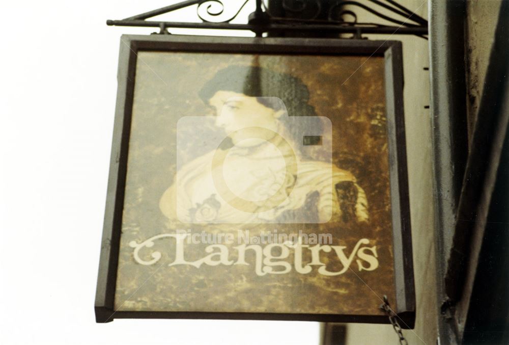 Langtry's public house, South Sherwood Street, 1982