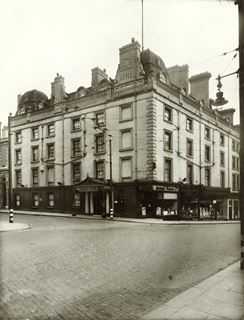 The George Hotel.