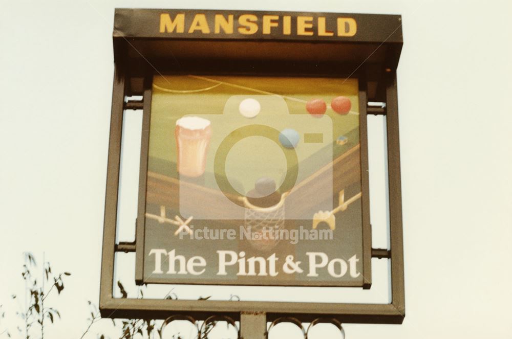 Pint and Pot (The), St Ann's Well Road, St Ann's, 1984