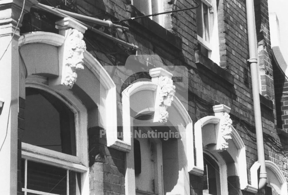 The Peggers Inn public house - Architectural detail