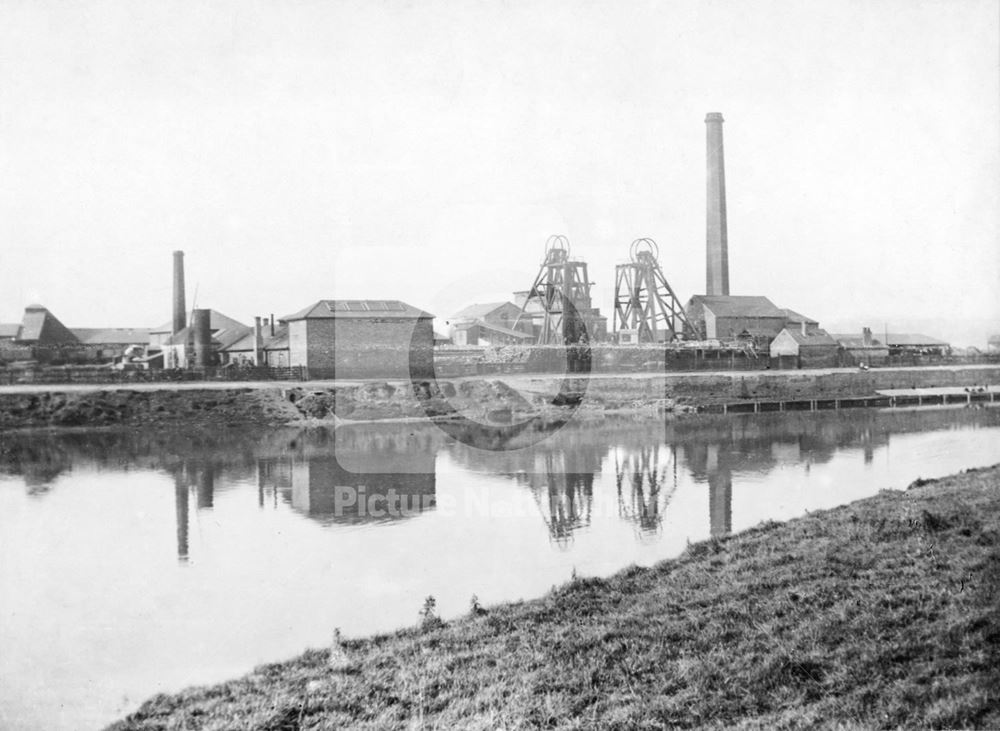 Clifton Colliery and the River Trent, from Wilford, Nottingham, c 1900s?