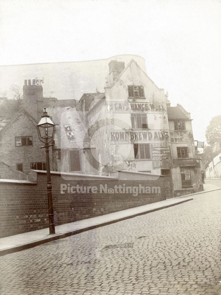 The Gate Hangs Well public house