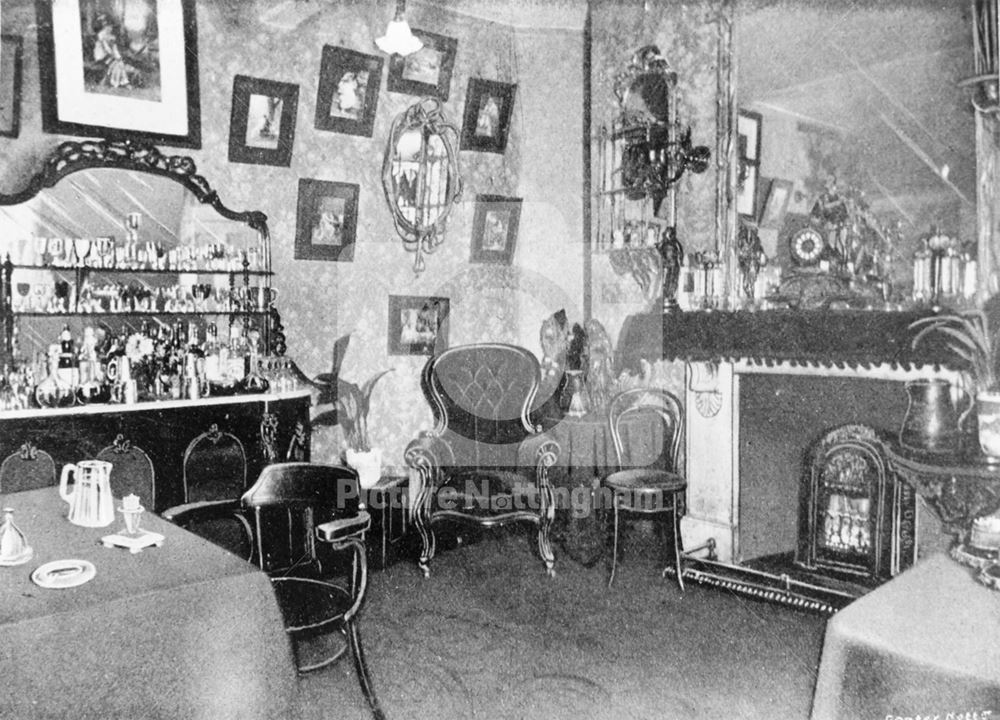 The Talbot Inn - interior, The Smoke Bar