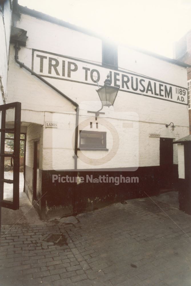 The Trip to Jerusalem public house - Rear Yard