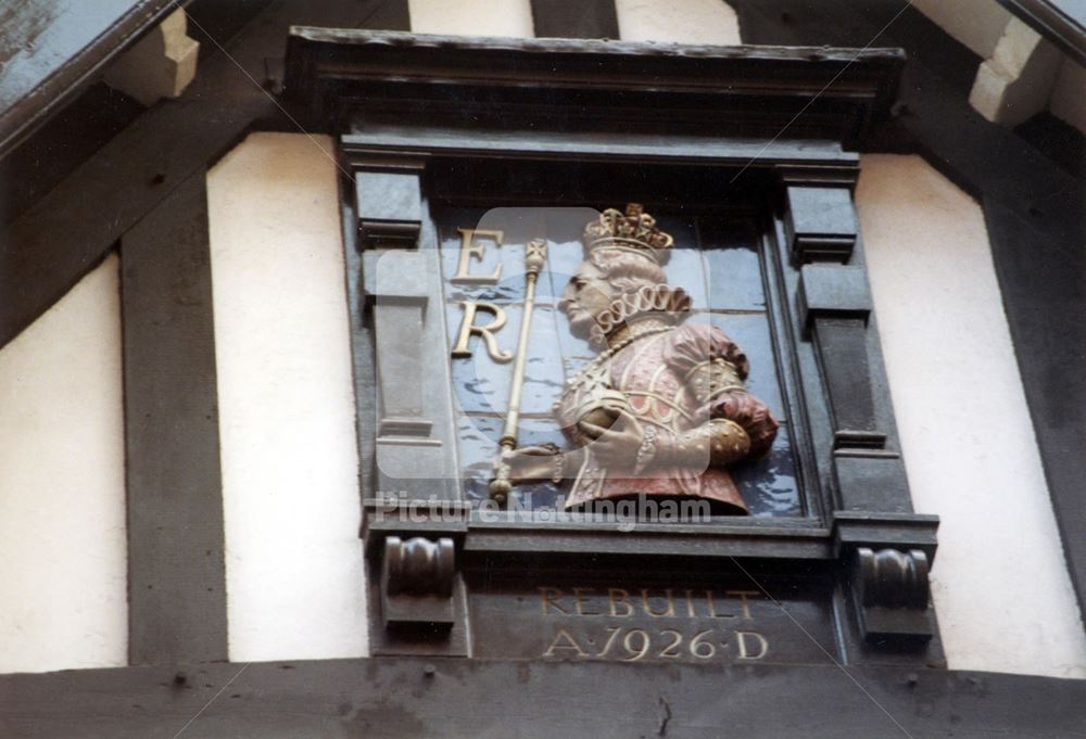 The Queen Elizabeth Public House - carved bust inset into the gable