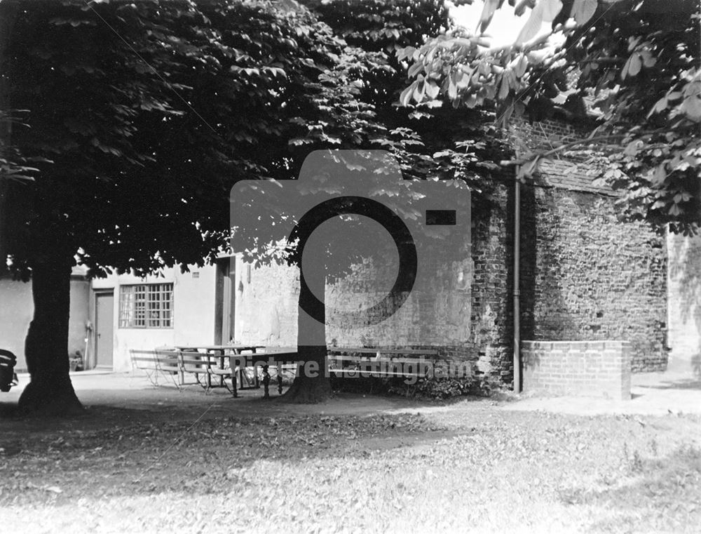 Peverel Prison and yard before demolition, White Hart Inn - Lenton (The old Lenton Coffee House)