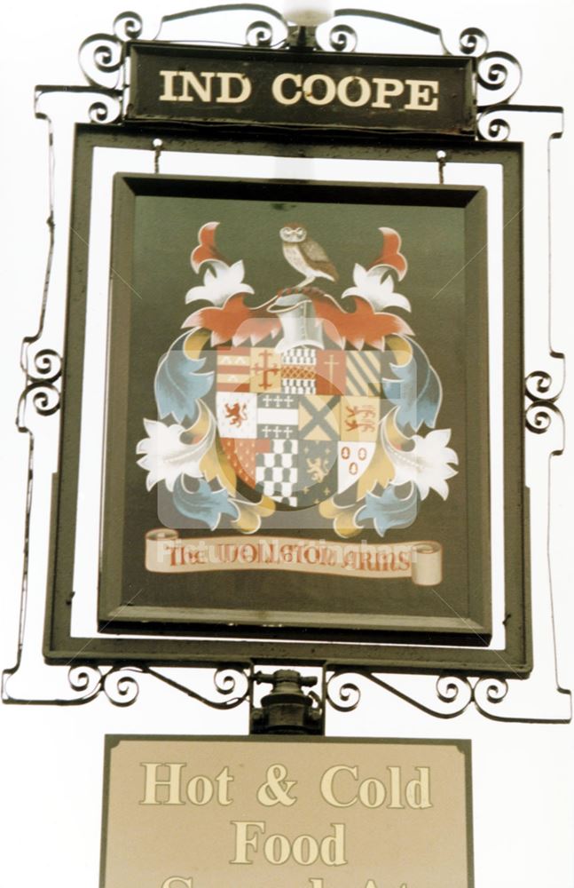 Wollaton Arms -sign