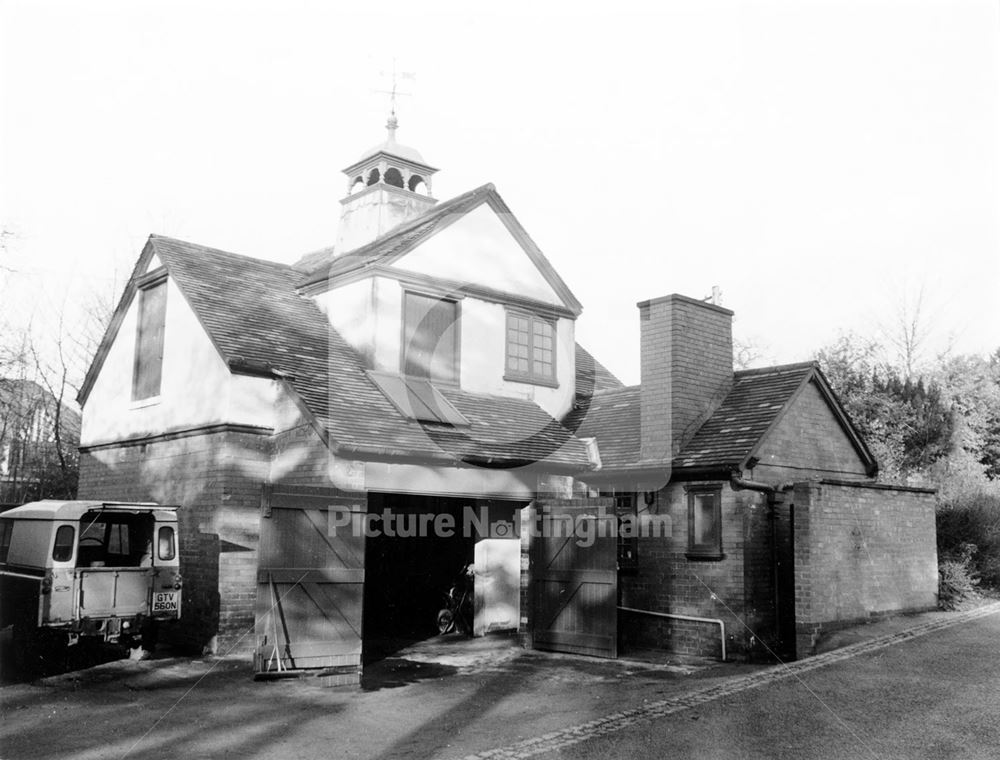 Lenton Hurst stables and coach house lodge - University of Nottingham