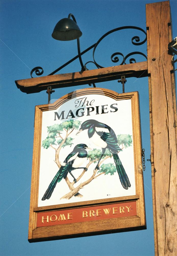 The Magpies public house - sign