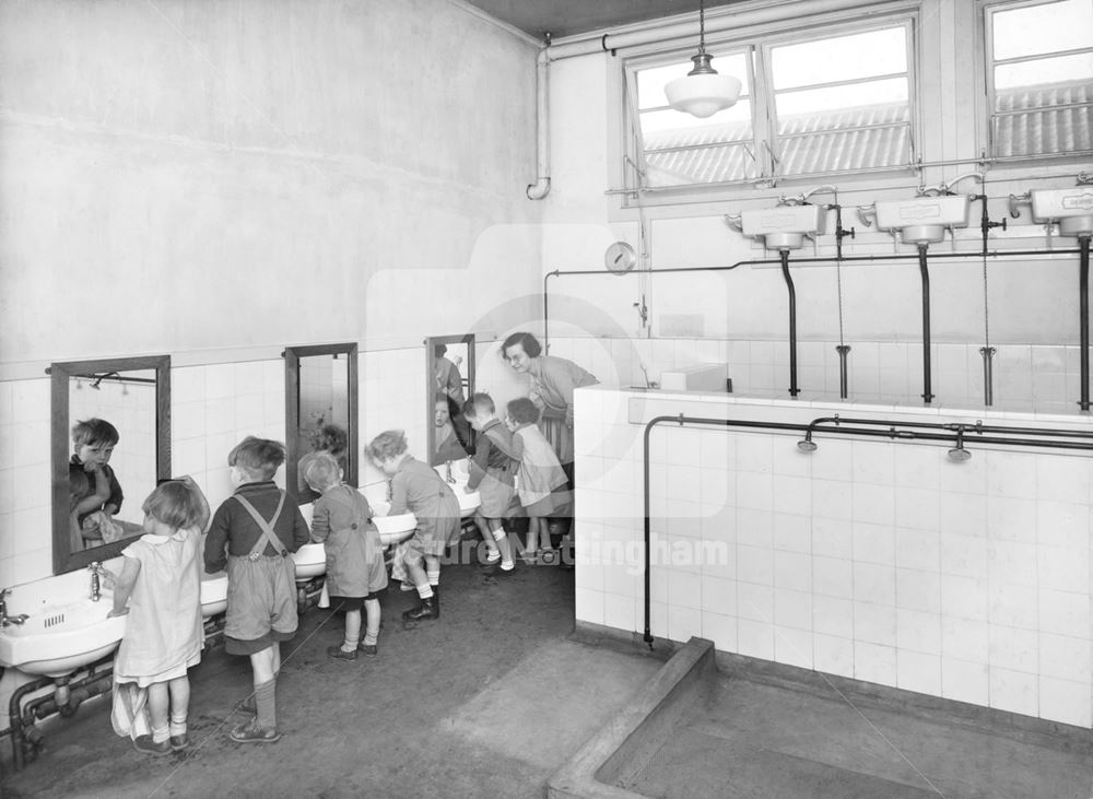 The Player School West - Infants Lavatory