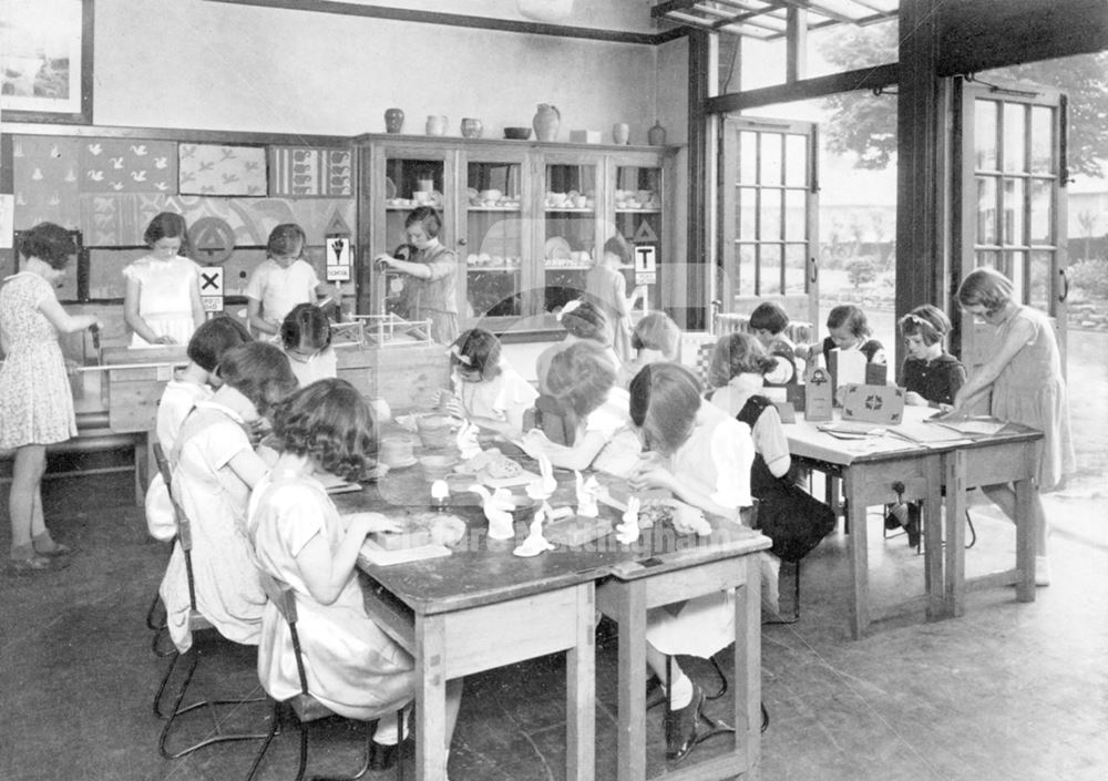 William Crane Schools - girls arts and crafts class