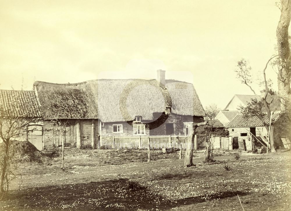 Old thatched cottages - Clifton Village