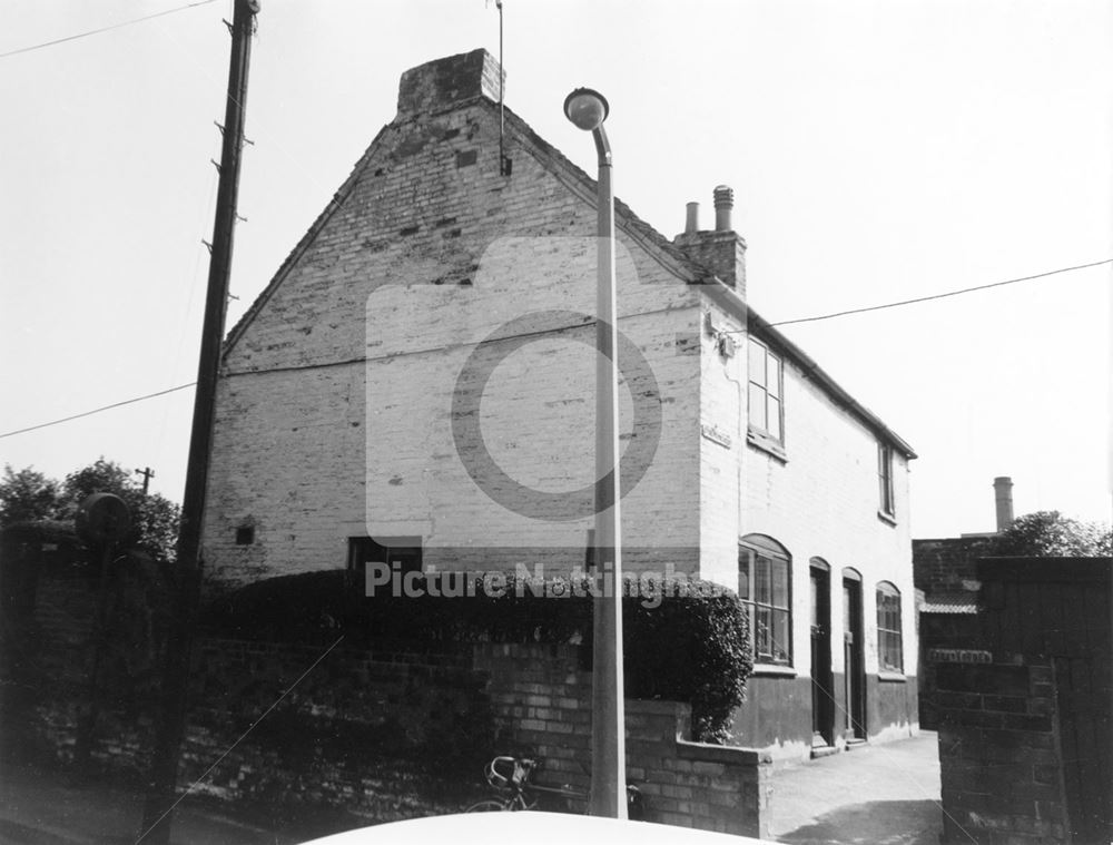 Cyril Cottages, Cyril Avenue, Bobbers Mill