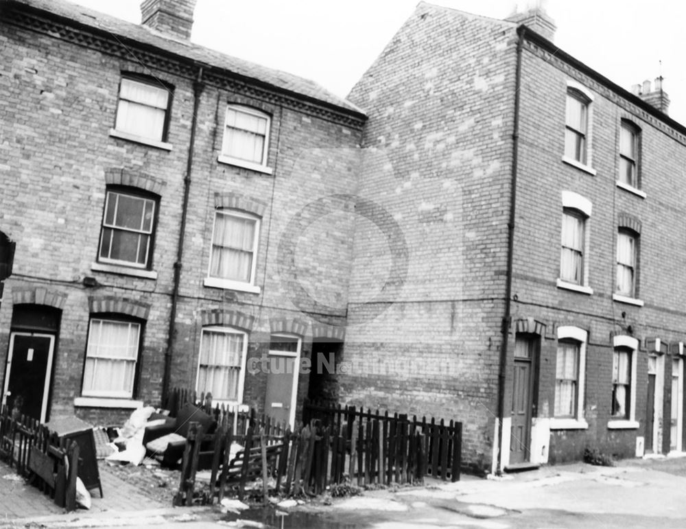 Cricketer's Cottages, Radford