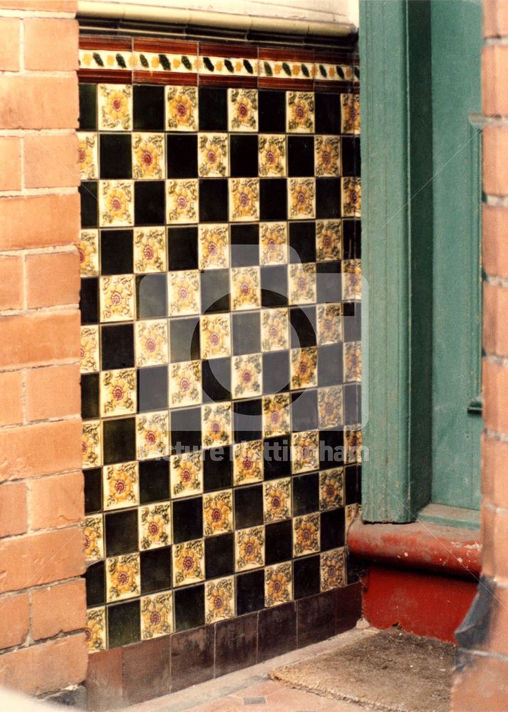 Porch decorated with ceramic tiles, Dale Street, Sneinton