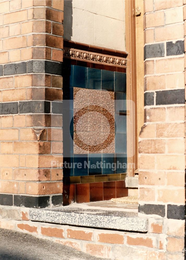 Porch decorated with ceramic tiles, Finsbury Avenue, Sneinton