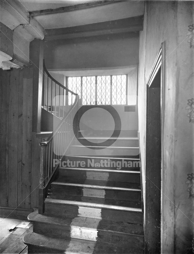 Broxtowe Hall -staircase