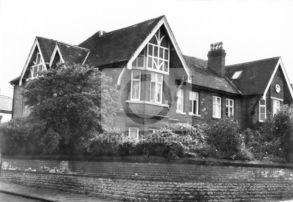 Houses in Claremont Road