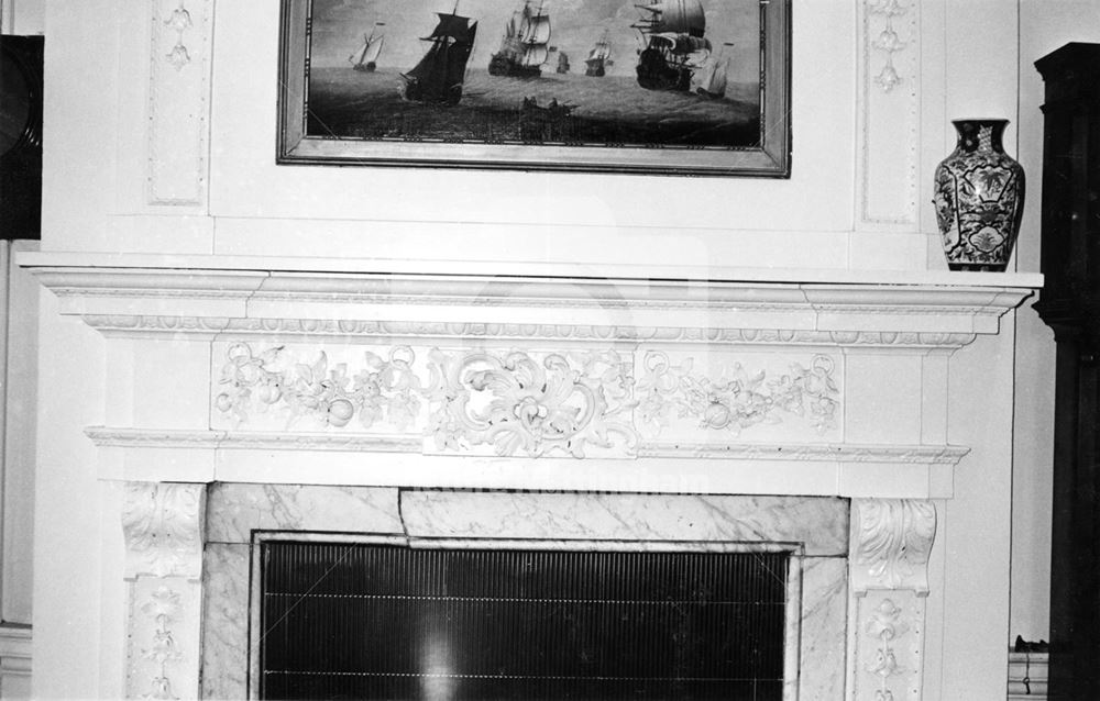 Bromley House -fireplace