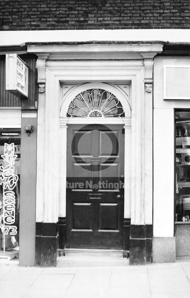 Bromley House -entrance