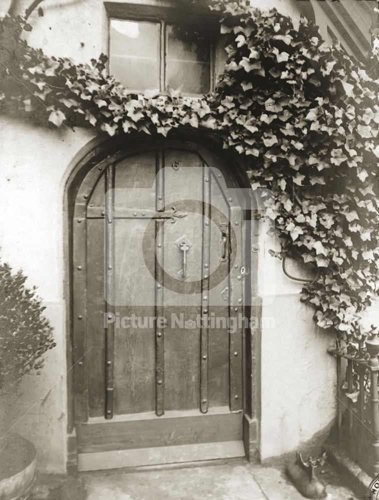 Friary, Friar Yard -door