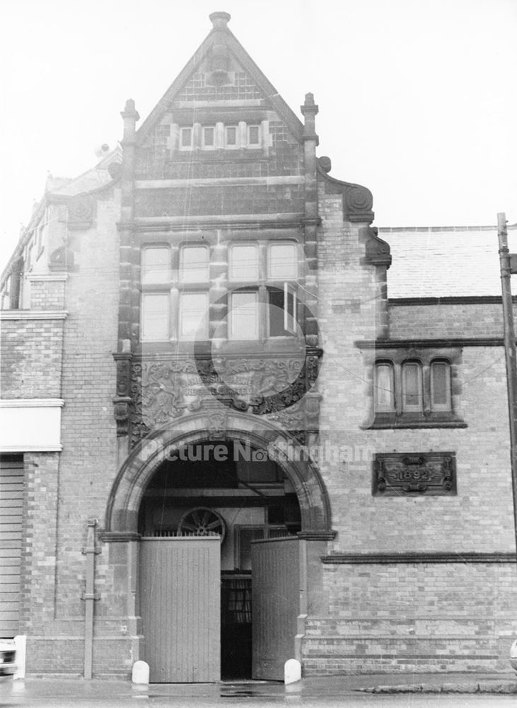 Shipstone's Star Brewery -entrance to bottling store