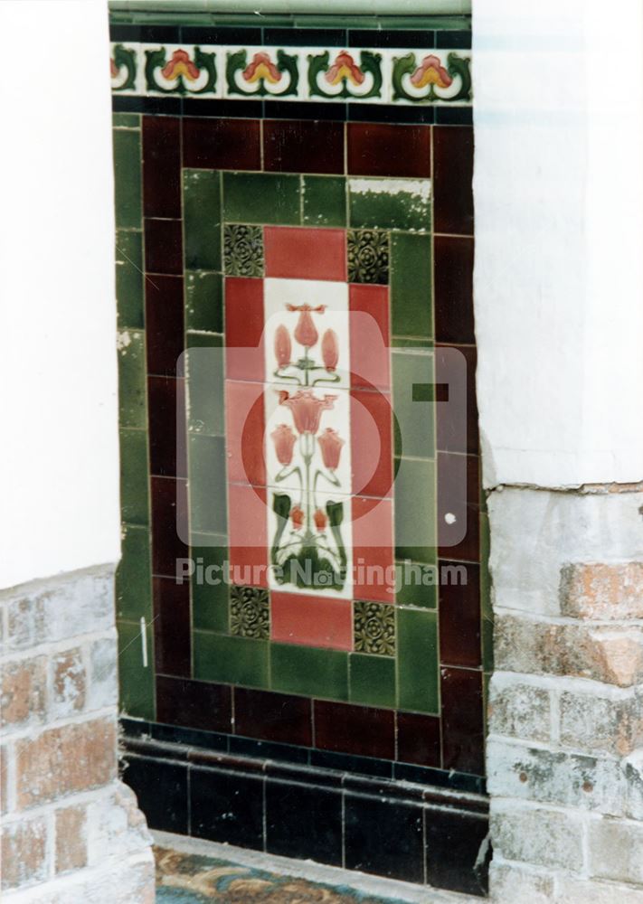 5, Ena Avenue -tiles