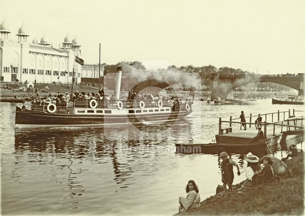 Pleasure steamer on the River Trent, Trent Bridge, Nottingham, 1903-4