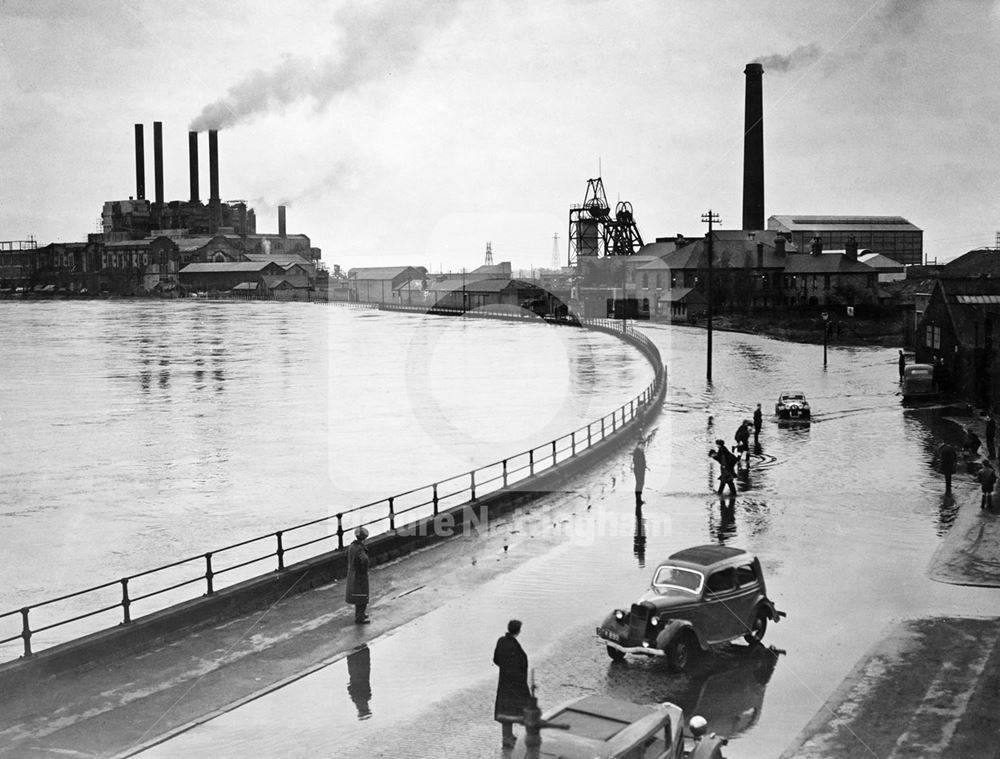 Wilford Power Station and Clifton Colliery in the 1947 Floods, River Trent