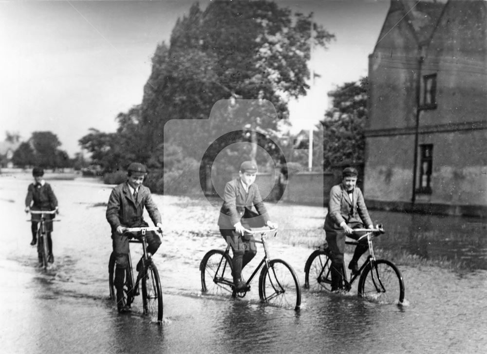 Floods, River Trent