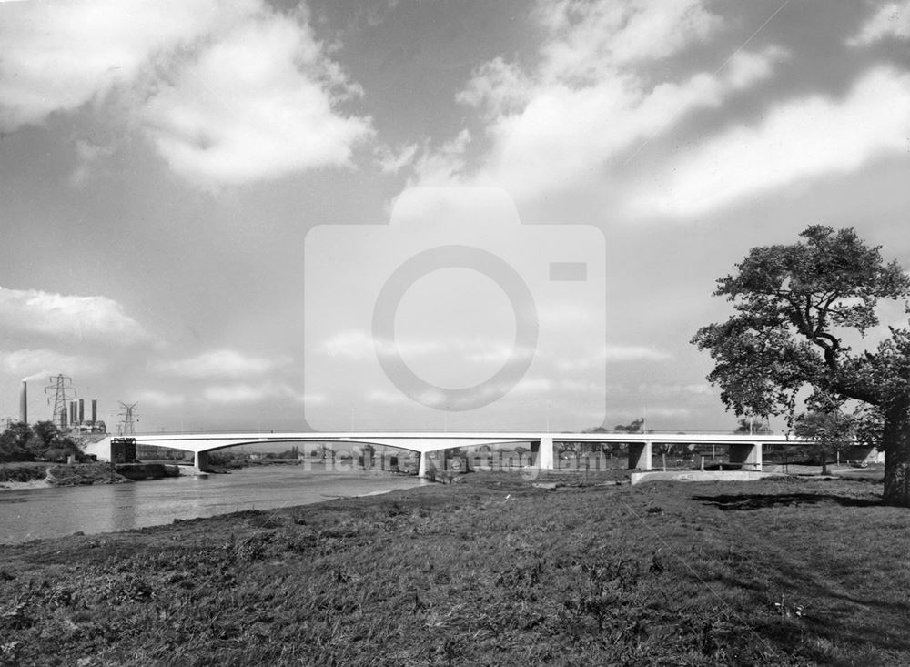 Clifton Bridge, River Trent