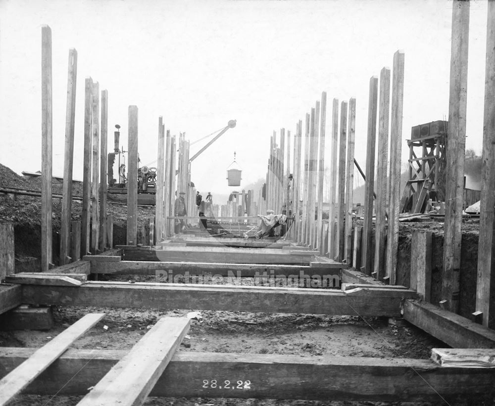 Construction of Stoke Bardolph lock