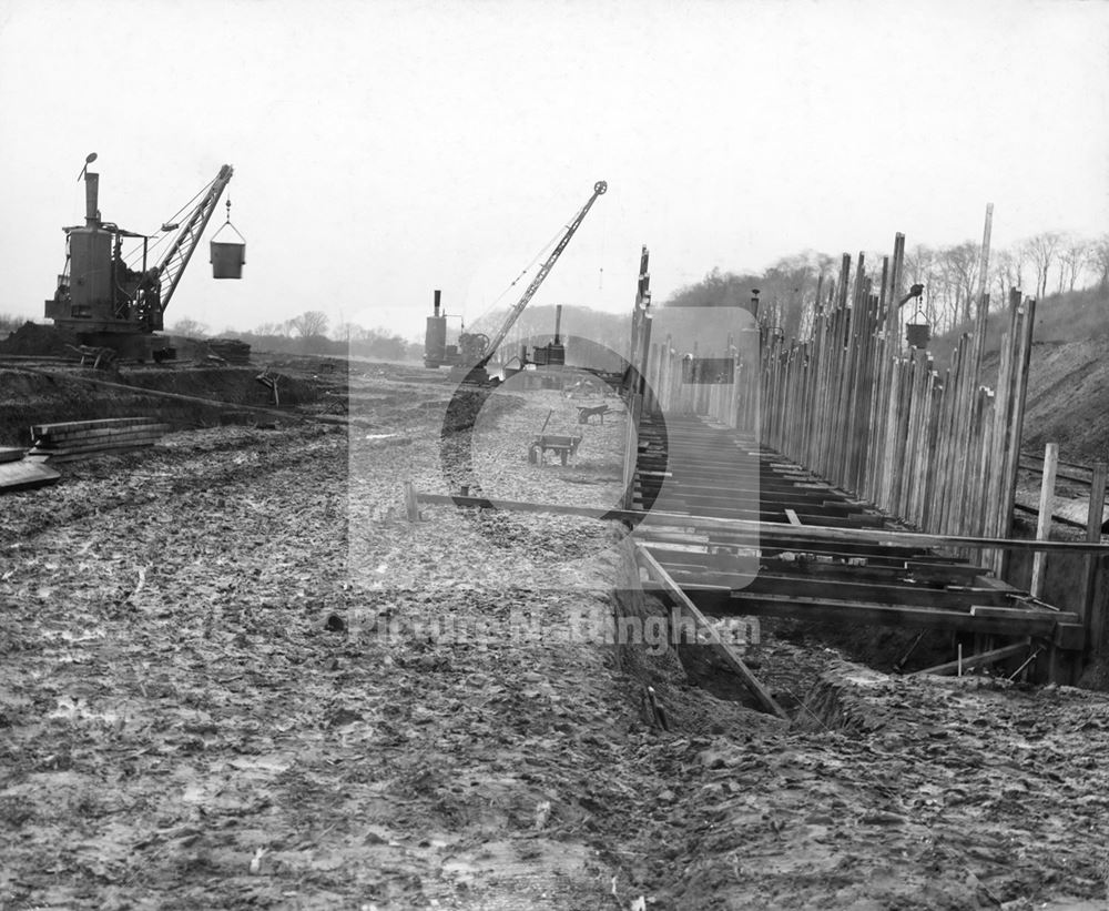 Construction of Stoke Bardolph lock