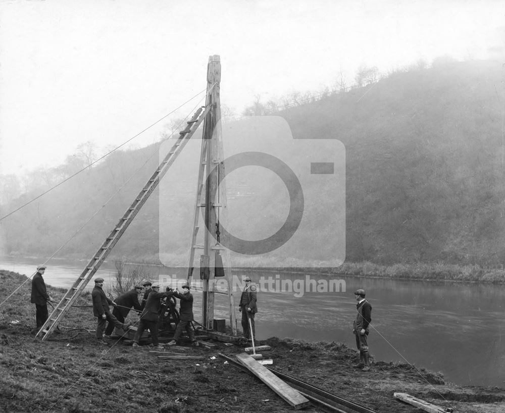 Construction of Stoke Bardolph lock