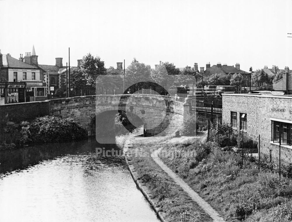 Nottingham Canal - old bridge to Meadow Lane