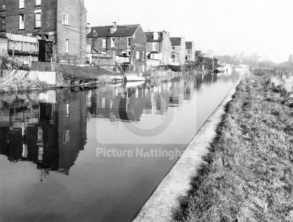 Nottingham Canal looking eastwards towards Nottingham Castle